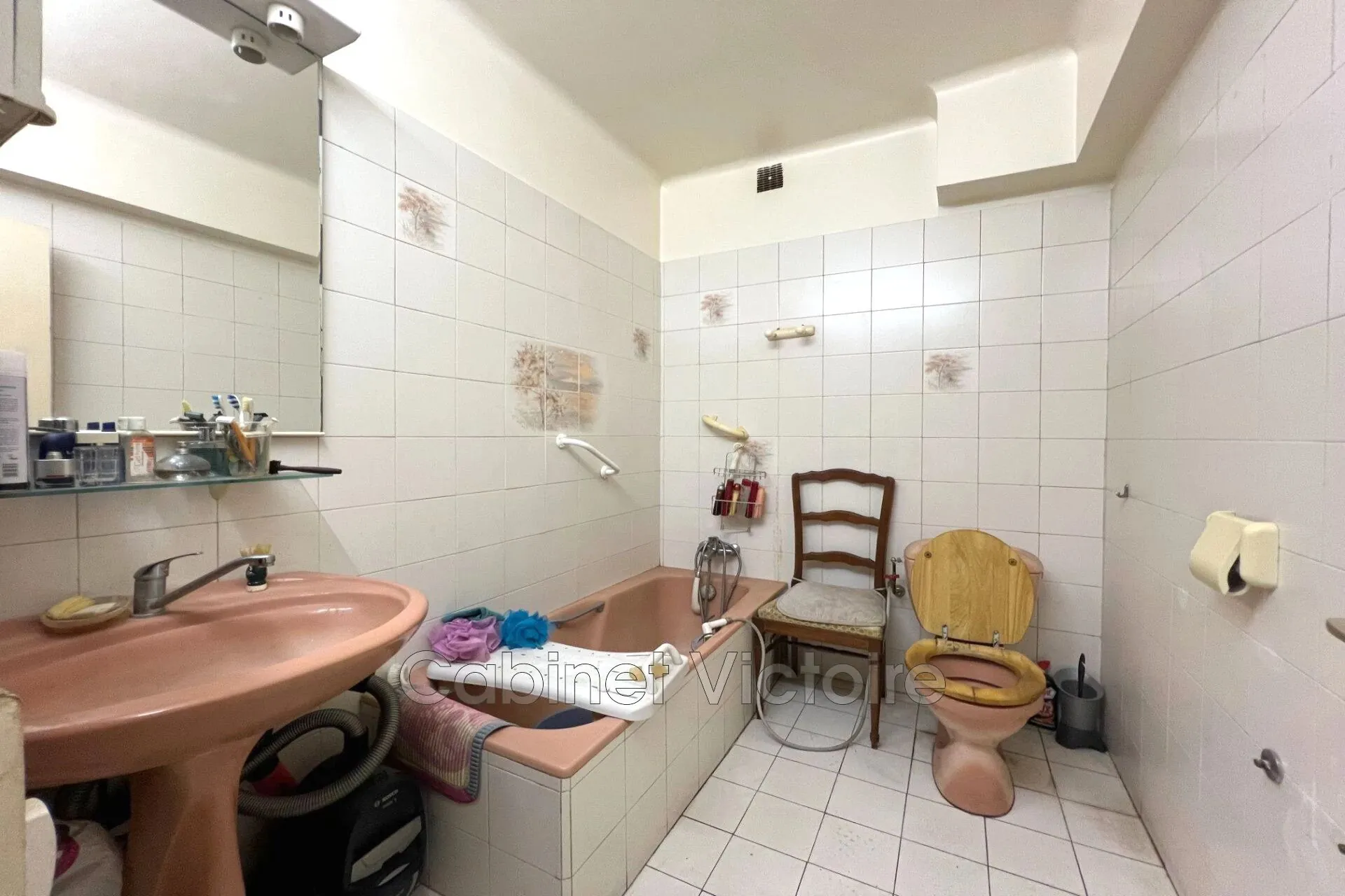 Appartement 1 pièce à Nice avec terrasse proche plages et commodités 