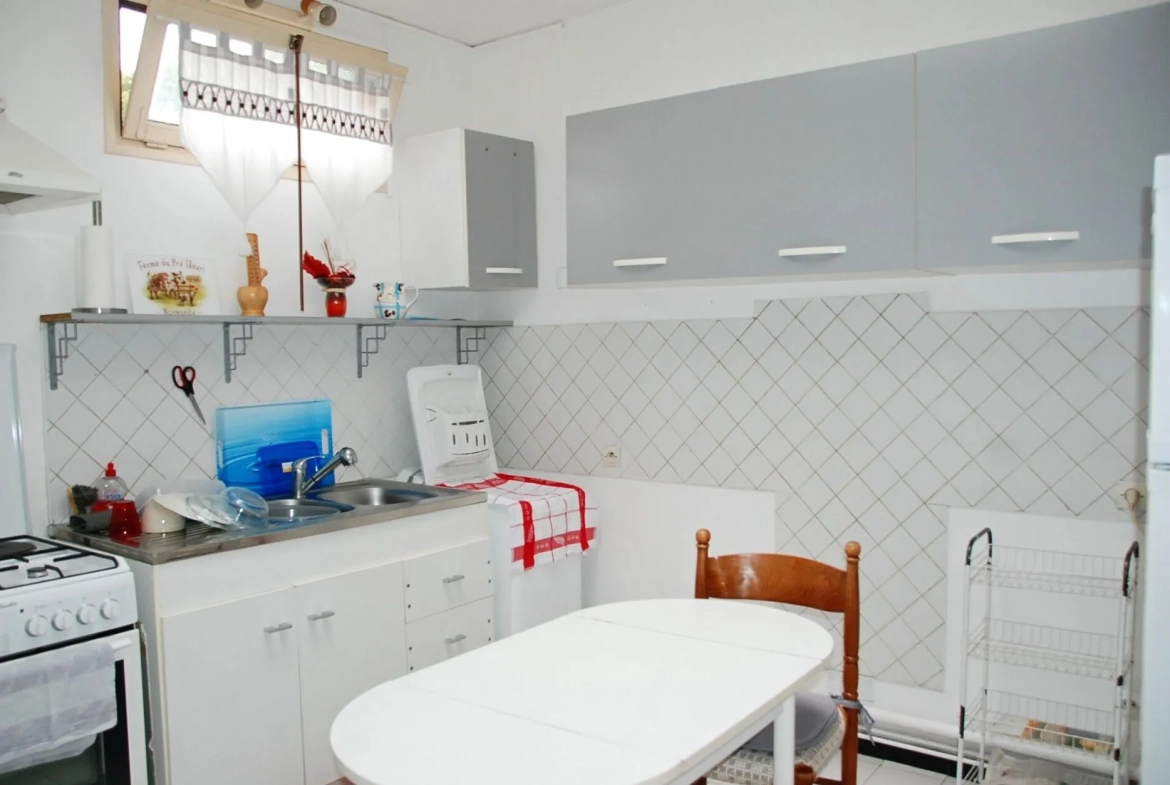 Maison de ville à Fécamp proche commerces – 67m², 2 chambres, idéal premier achat ou investissement 