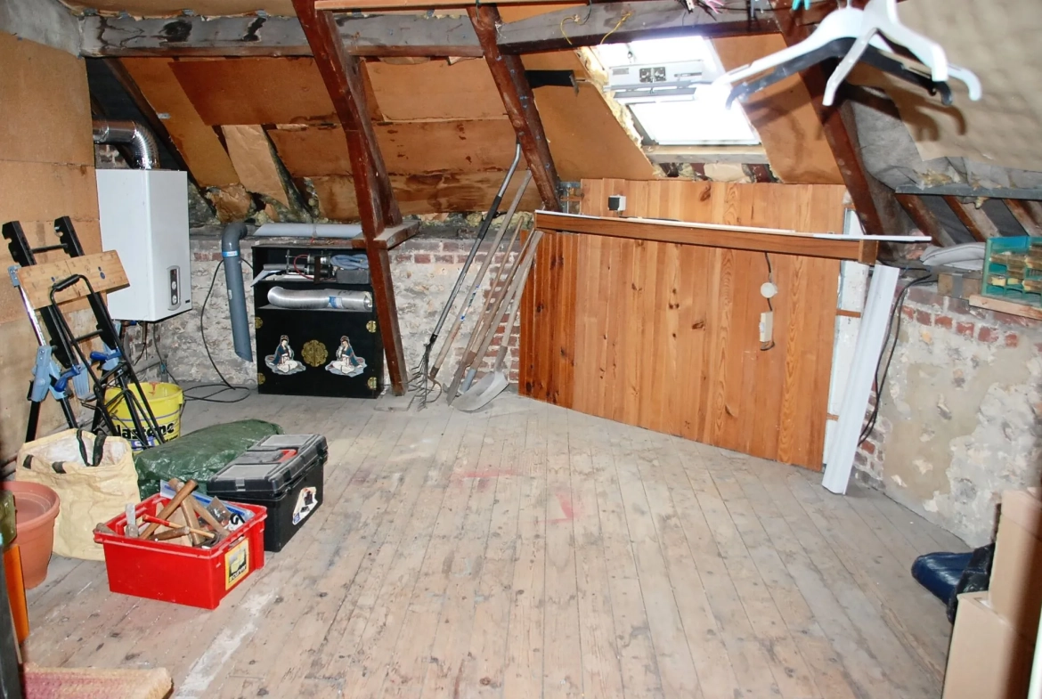 Maison de ville à Fécamp proche commerces – 67m², 2 chambres, idéal premier achat ou investissement 
