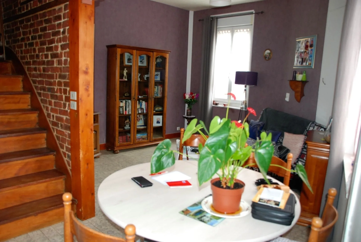 Maison de ville à Fécamp proche commerces – 67m², 2 chambres, idéal premier achat ou investissement 