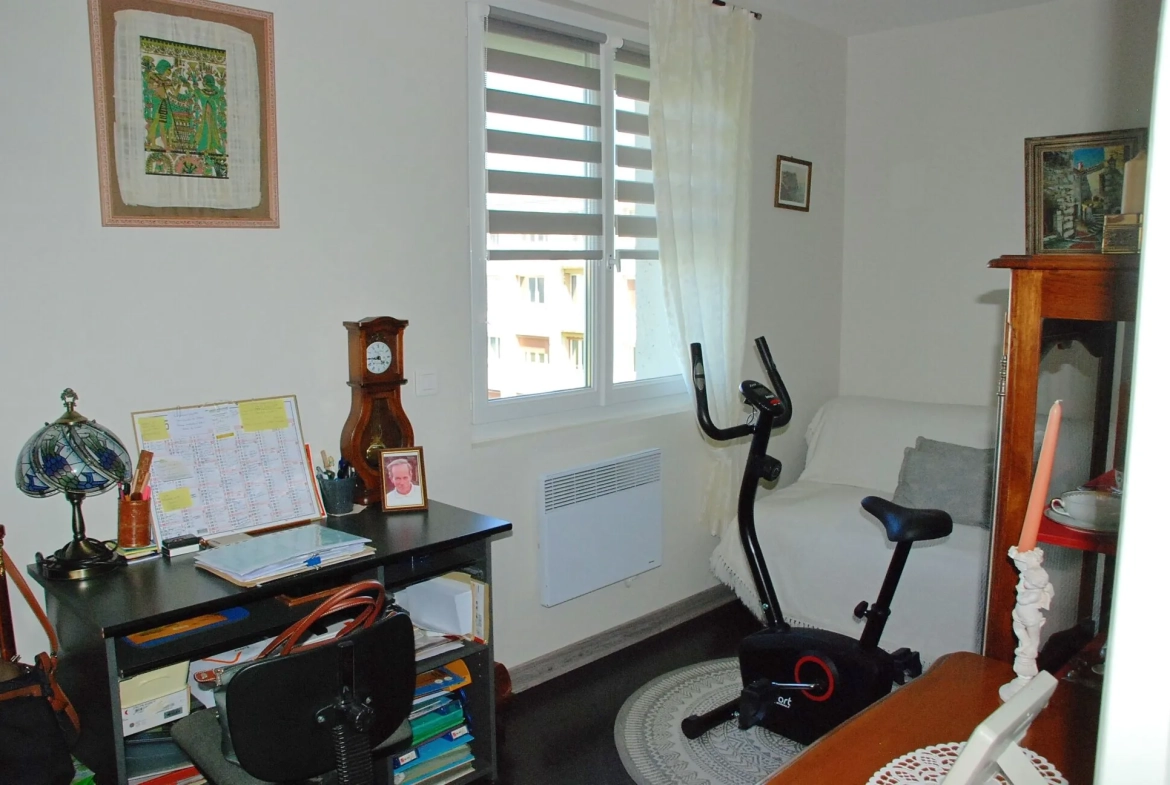 Appartement 3 Chambres avec Garage et Cave à Fécamp - Résidence Sécurisée 