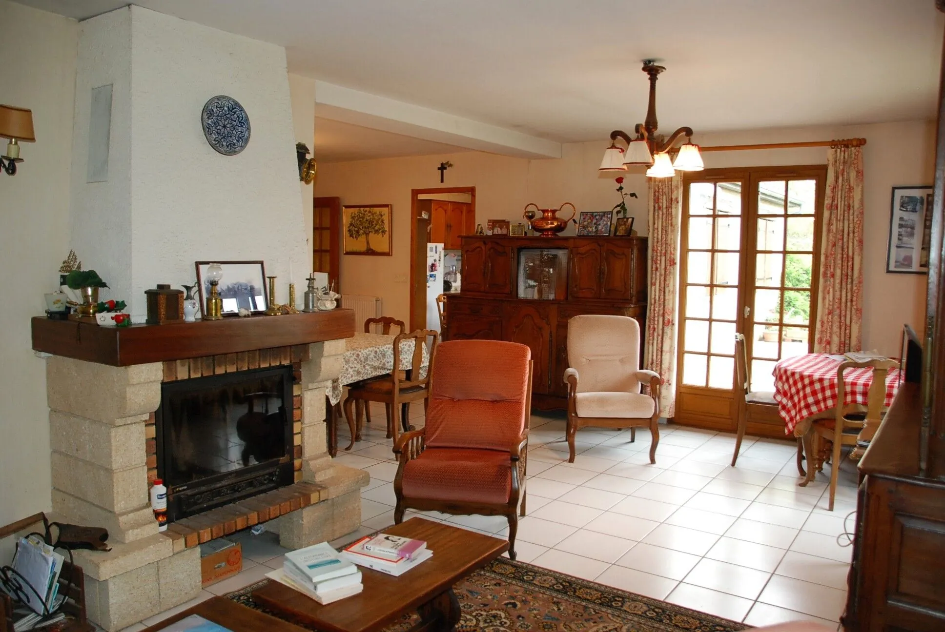 Maison à Épreville avec grand terrain, garage et verger - Idéal famille à la campagne 