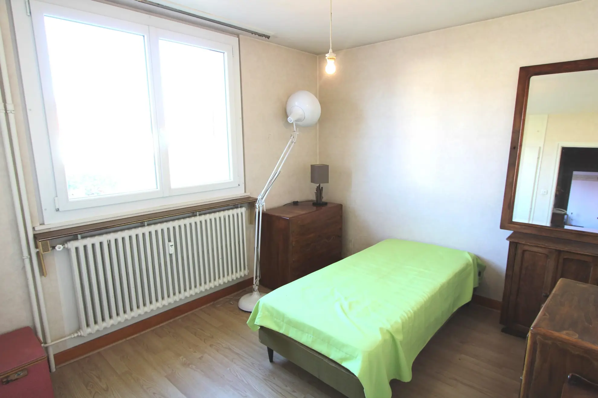 Appartement T3 à Ville La Grand avec balcon, cave et parking 