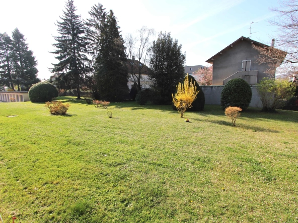 Bel appartement T3 de 58m² à Ville La Grand, proche gare et commodités