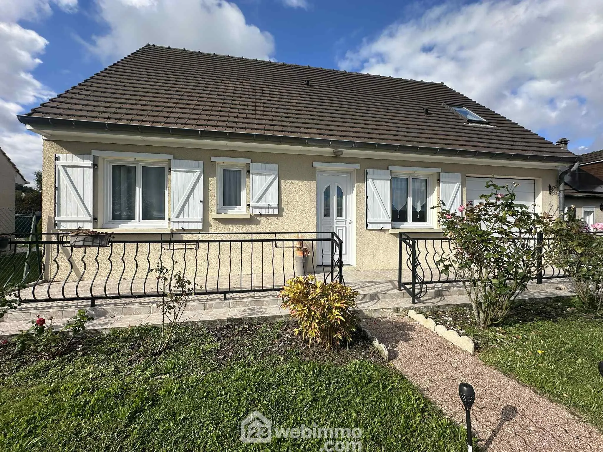 À vendre maison de plain-pied de 100 m² à Laon avec vue sur la Cathédrale 