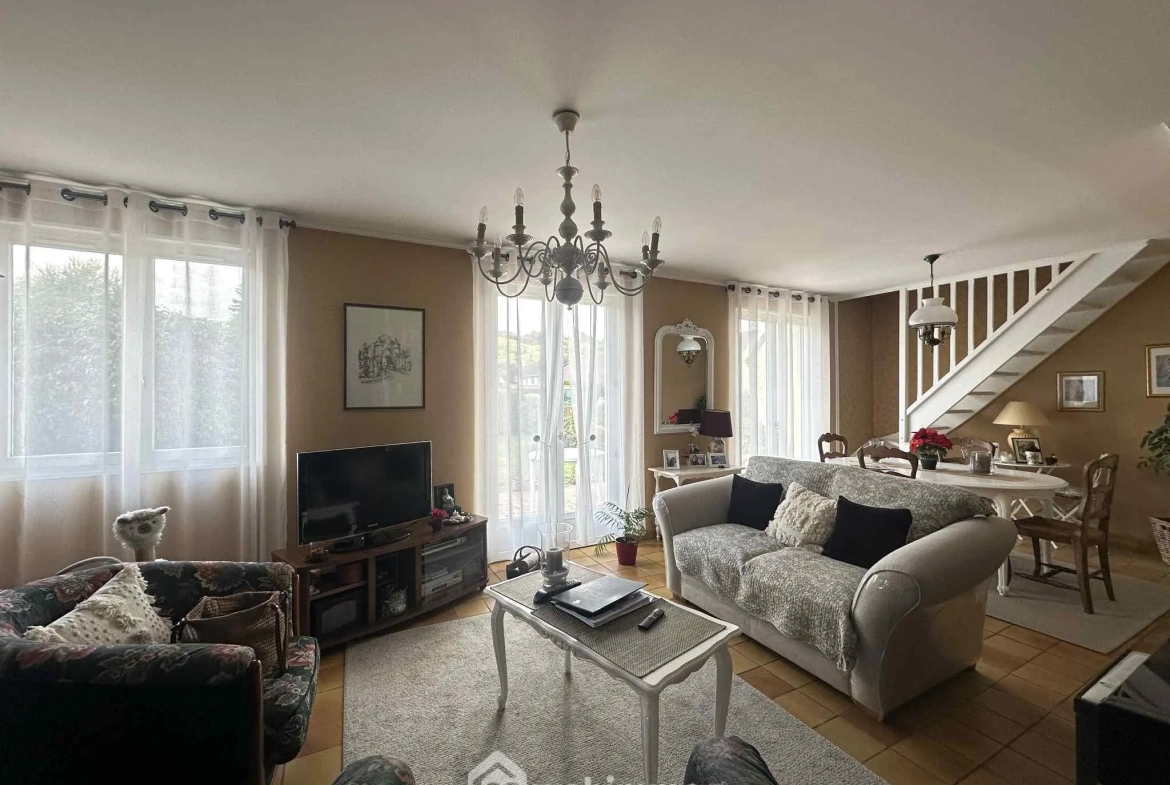 À vendre maison de plain-pied de 100 m² à Laon avec vue sur la Cathédrale 