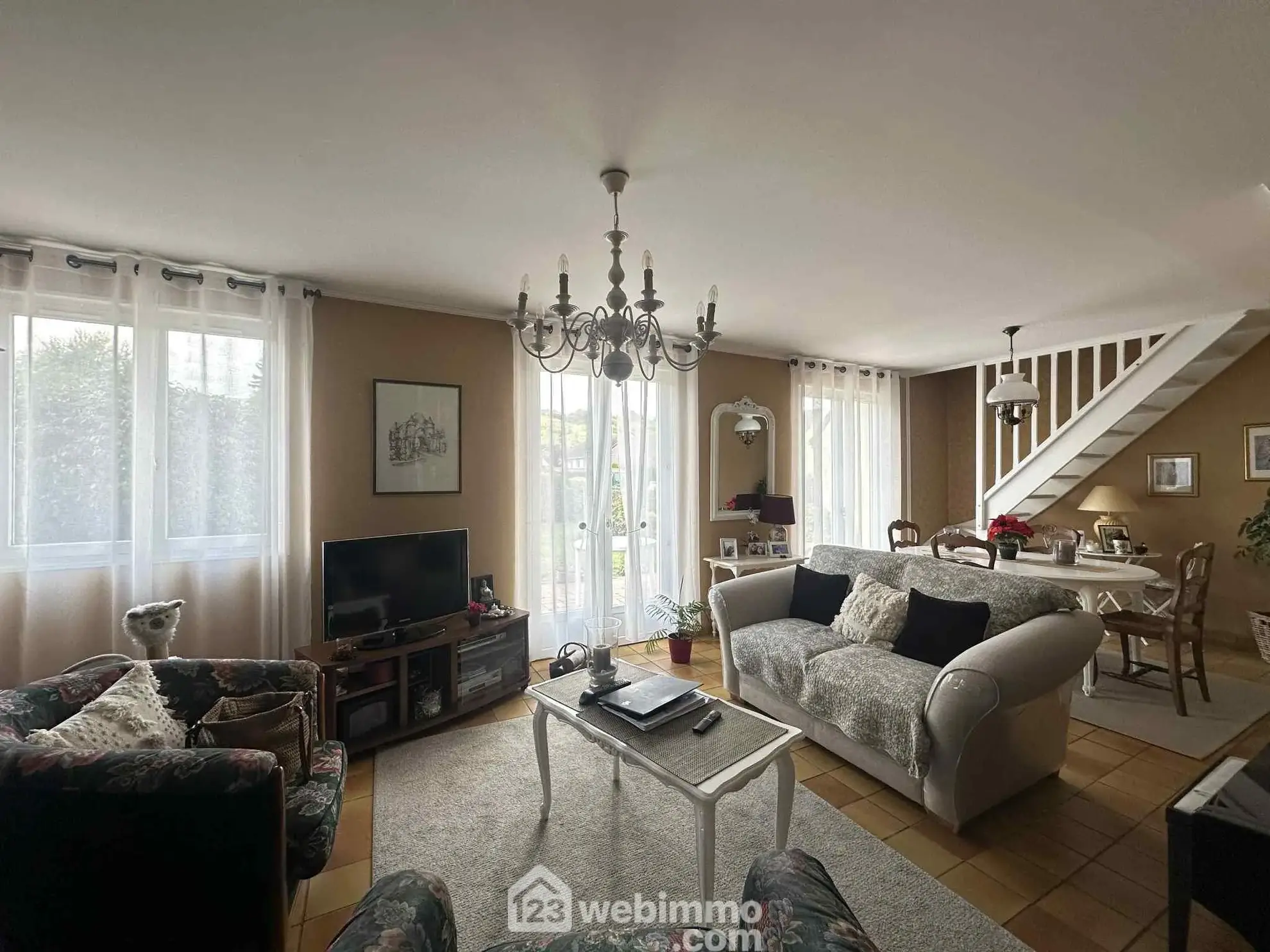 À vendre maison de plain-pied de 100 m² à Laon avec vue sur la Cathédrale 