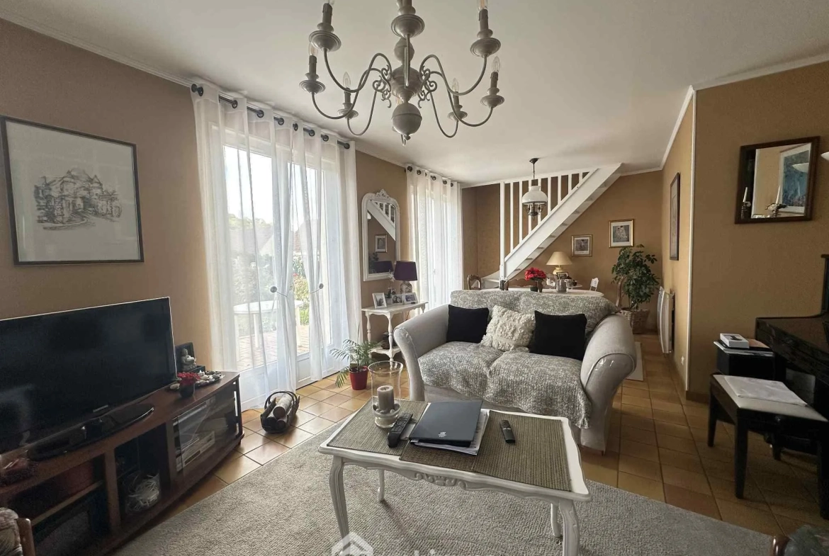 À vendre maison de plain-pied de 100 m² à Laon avec vue sur la Cathédrale 