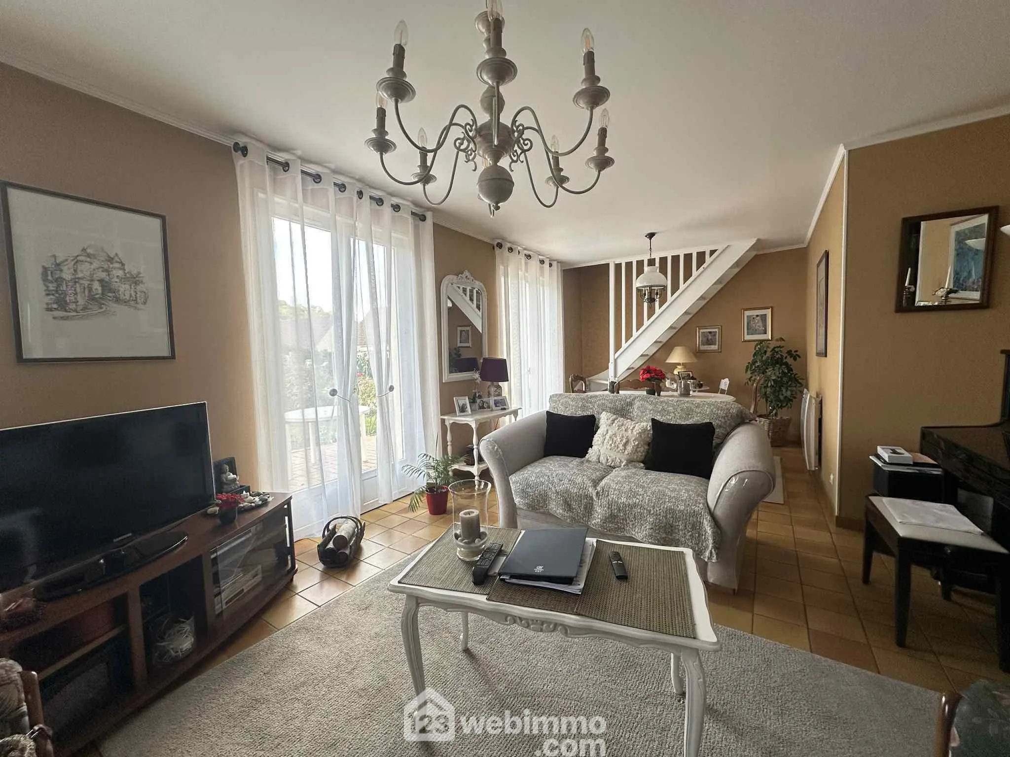 À vendre maison de plain-pied de 100 m² à Laon avec vue sur la Cathédrale 