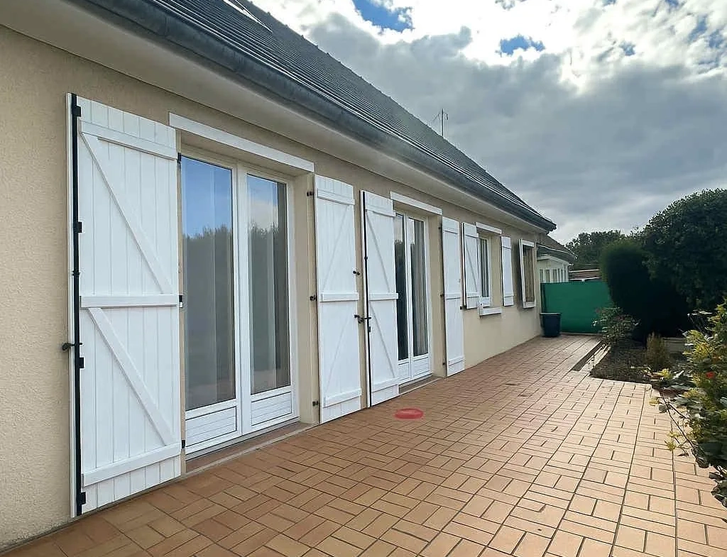 À vendre maison de plain-pied de 100 m² à Laon avec vue sur la Cathédrale 