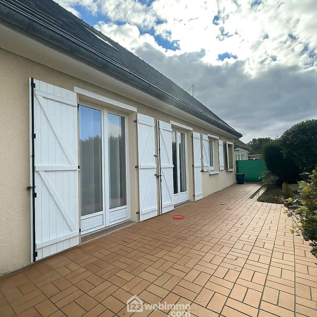 À vendre maison de plain-pied de 100 m² à Laon avec vue sur la Cathédrale 