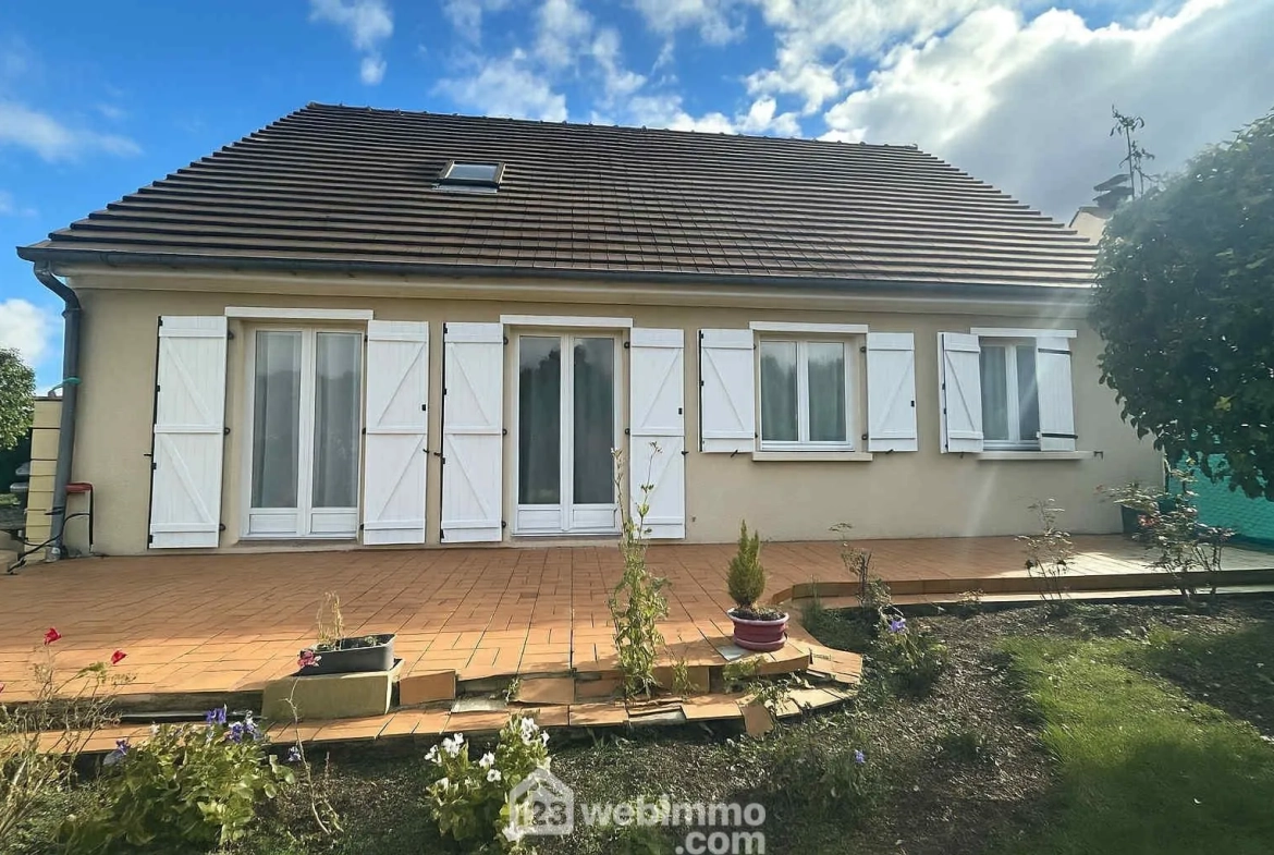 À vendre maison de plain-pied de 100 m² à Laon avec vue sur la Cathédrale 