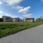 Ferme à rénover avec dépendances à Roullet-Saint-Estèphe - Opportunité à saisir
