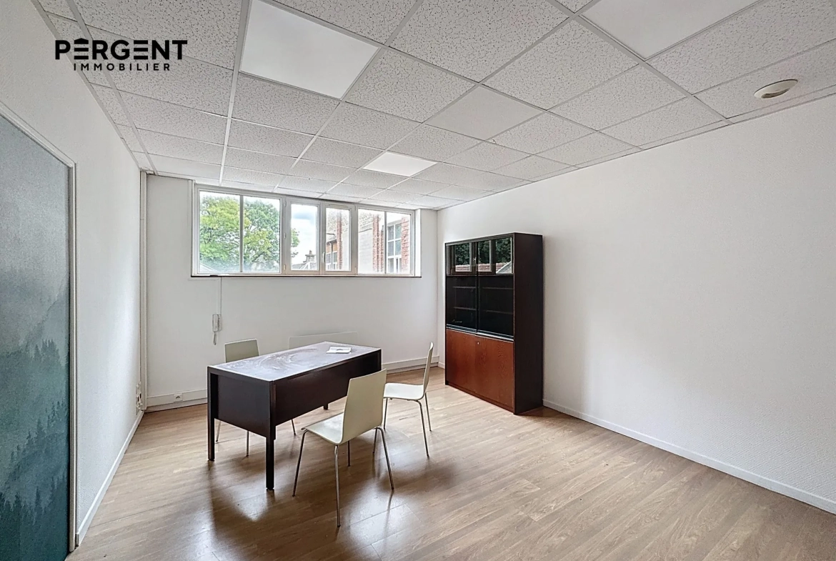 Investissement rentable dans ensemble de cellules en copropriété à Floing 