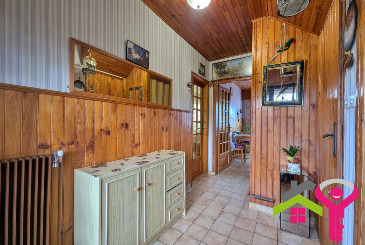 Maison GMF à rénover à Bazuel – Jardin, garage et potentiel d’aménagement 