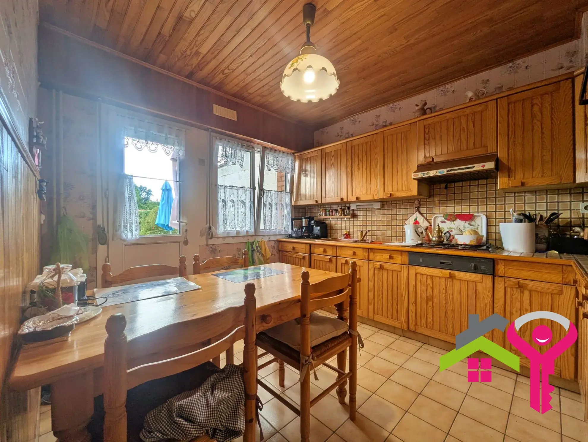 Maison GMF à rénover à Bazuel – Jardin, garage et potentiel d’aménagement 