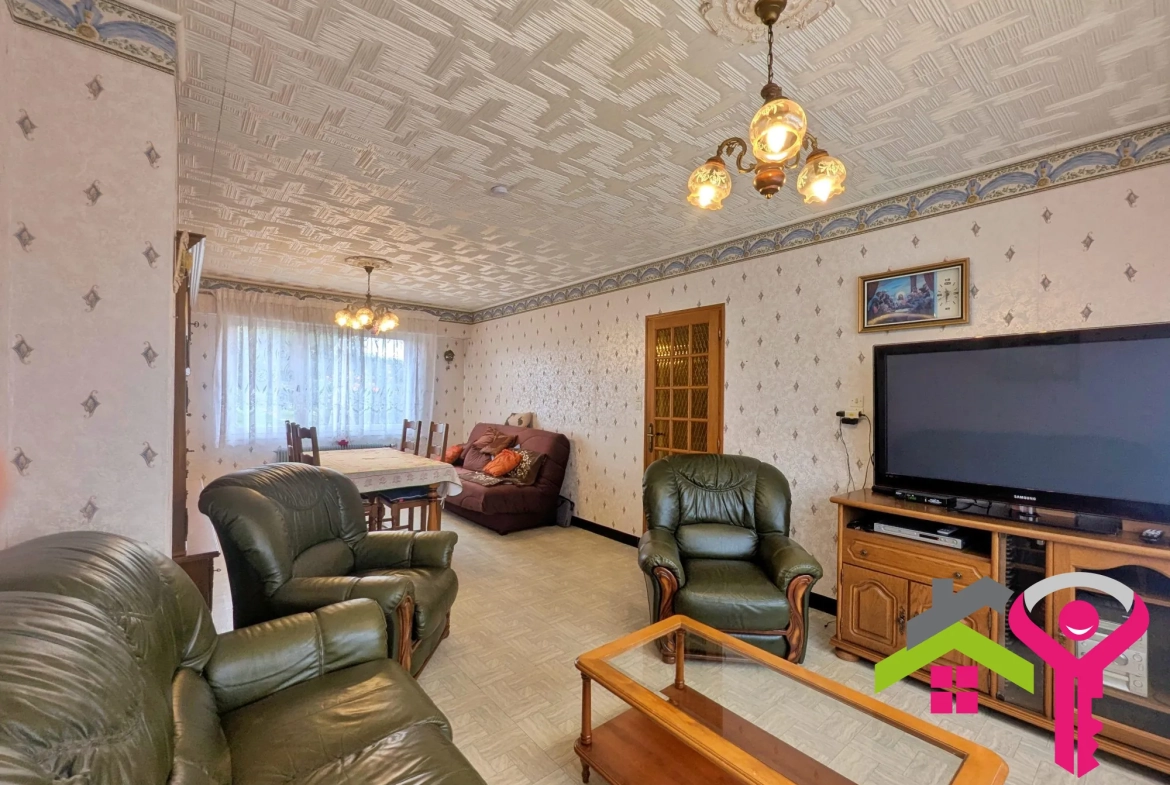 Maison GMF à rénover à Bazuel – Jardin, garage et potentiel d’aménagement 