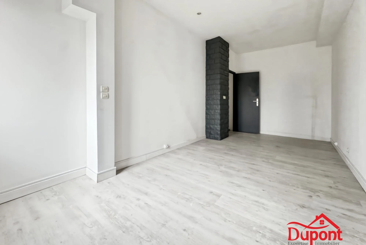 Maison mitoyenne de 110 m² avec jardin à Le Cateau-Cambrésis 