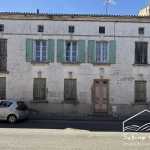 Maison ancienne à rénover avec grand jardin au centre-ville de Carmaux