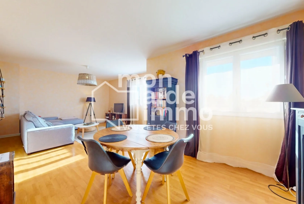 Appartement T4 rénové à Libourne avec balcon et parking – Spacieux et lumineux 