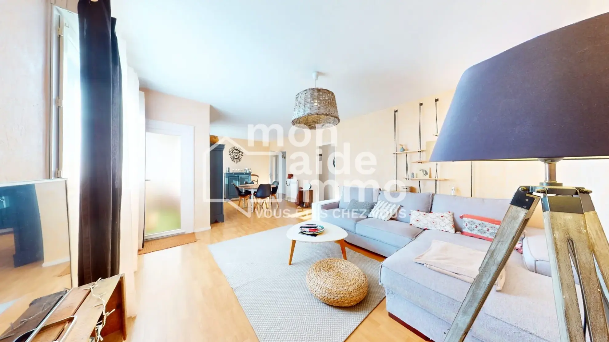 Appartement T4 rénové à Libourne avec balcon et parking – Spacieux et lumineux 