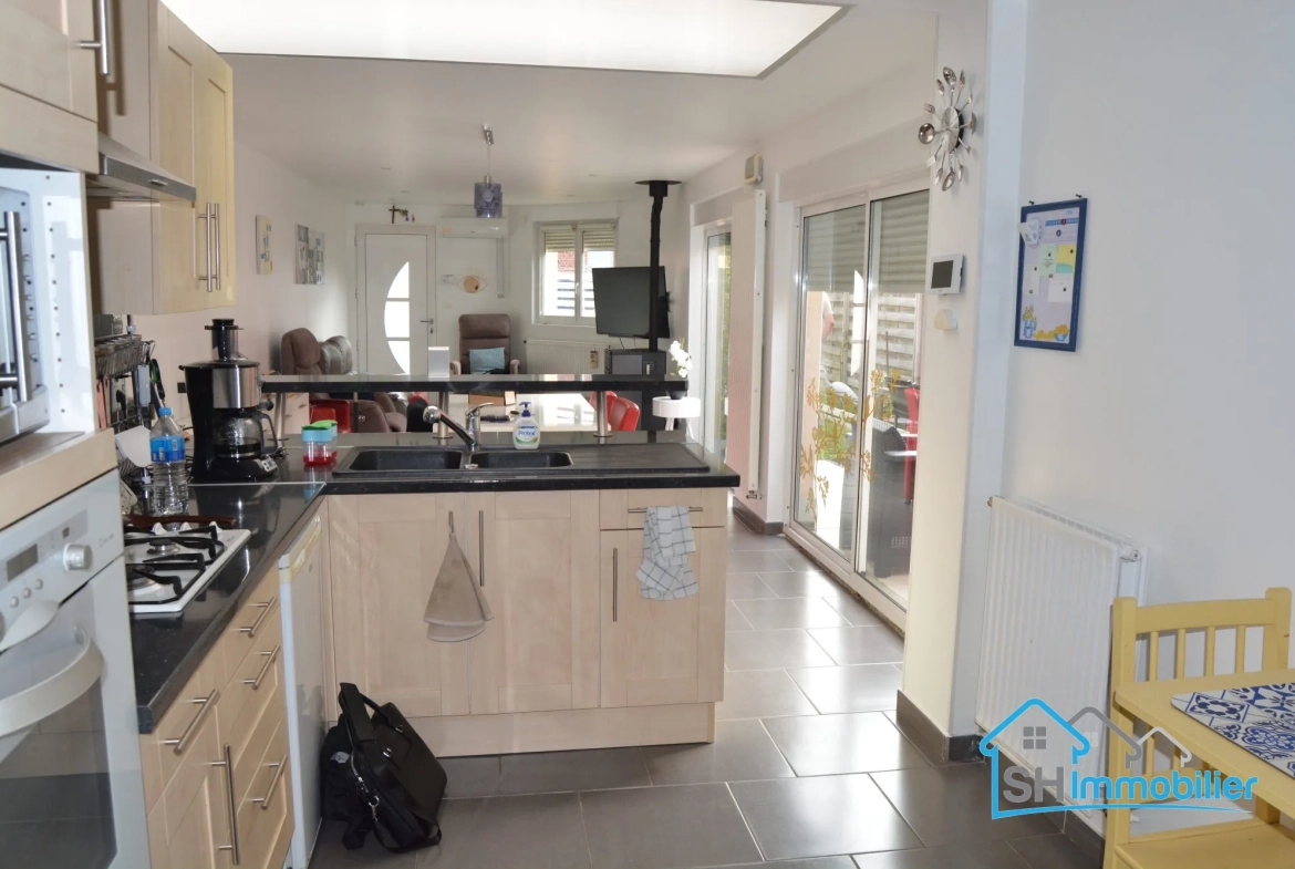 Maison de plain-pied avec jardin et parking à Wattrelos - 75 m² 