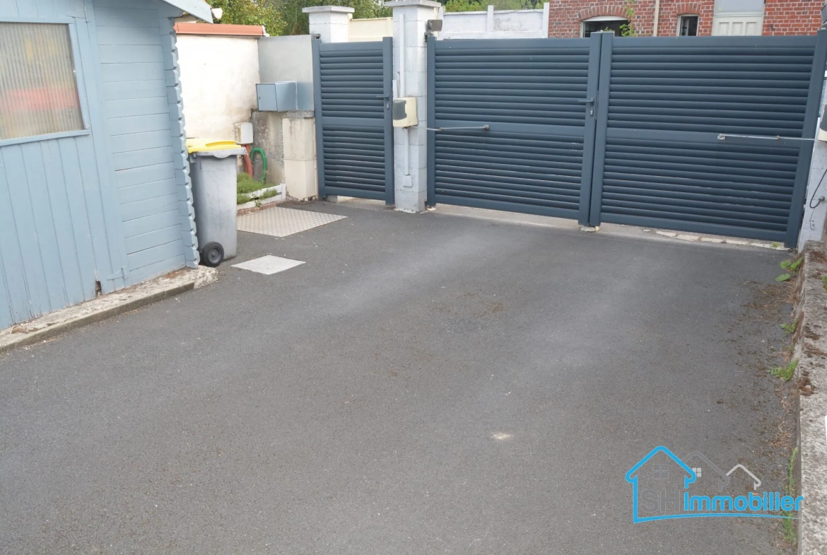 Maison de plain-pied avec jardin et parking à Wattrelos - 75 m² 
