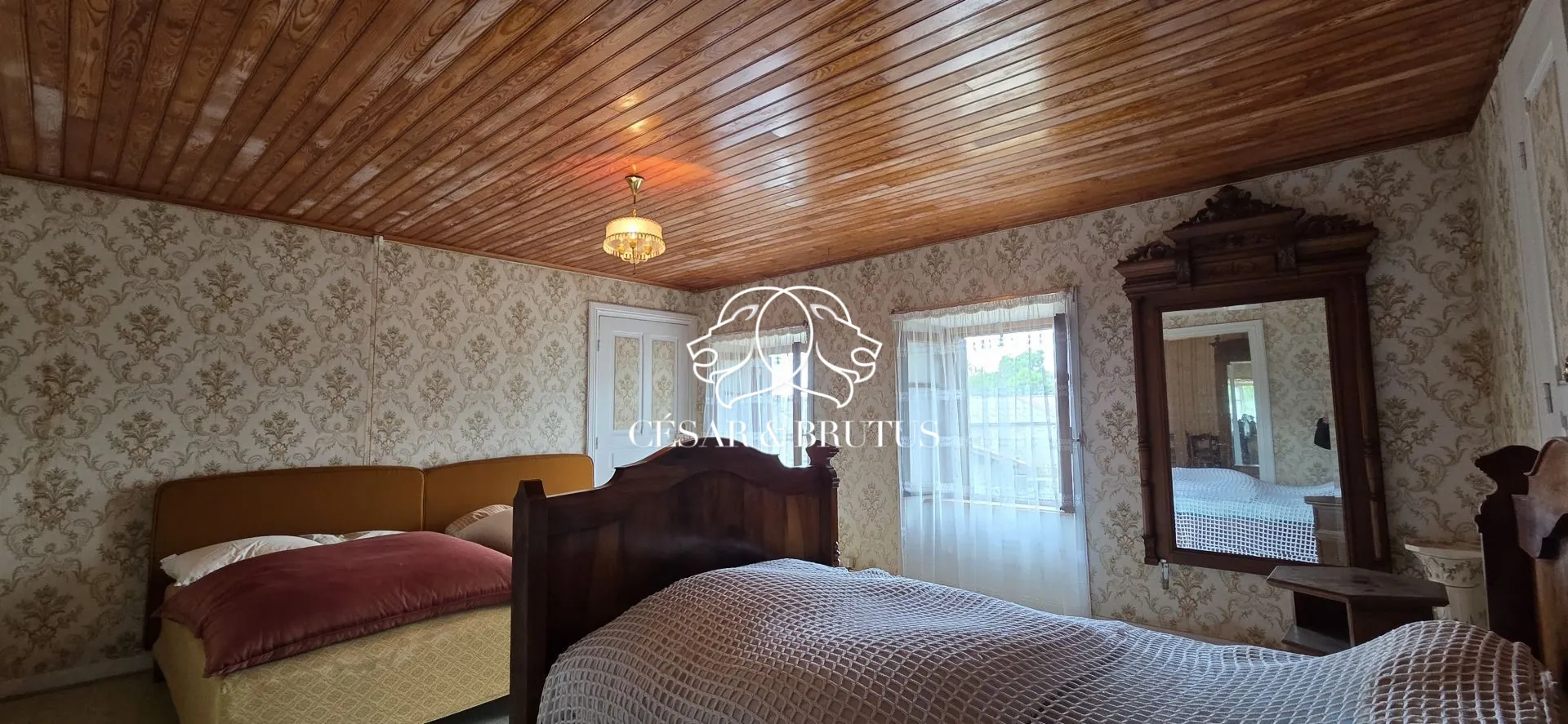 Ferme avec dépendances à Chomelix (43), 117 m² sur 7385 m² de terrain 
