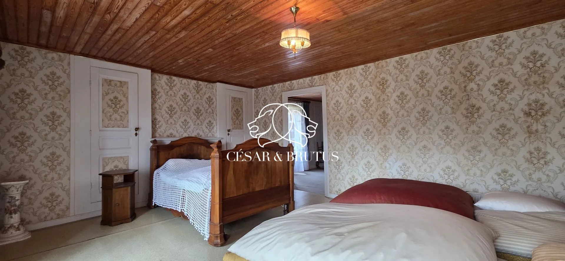 Ferme avec dépendances à Chomelix (43), 117 m² sur 7385 m² de terrain 