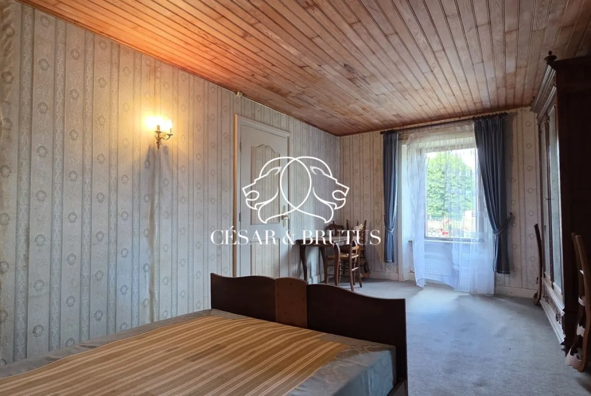 Ferme avec dépendances à Chomelix (43), 117 m² sur 7385 m² de terrain 