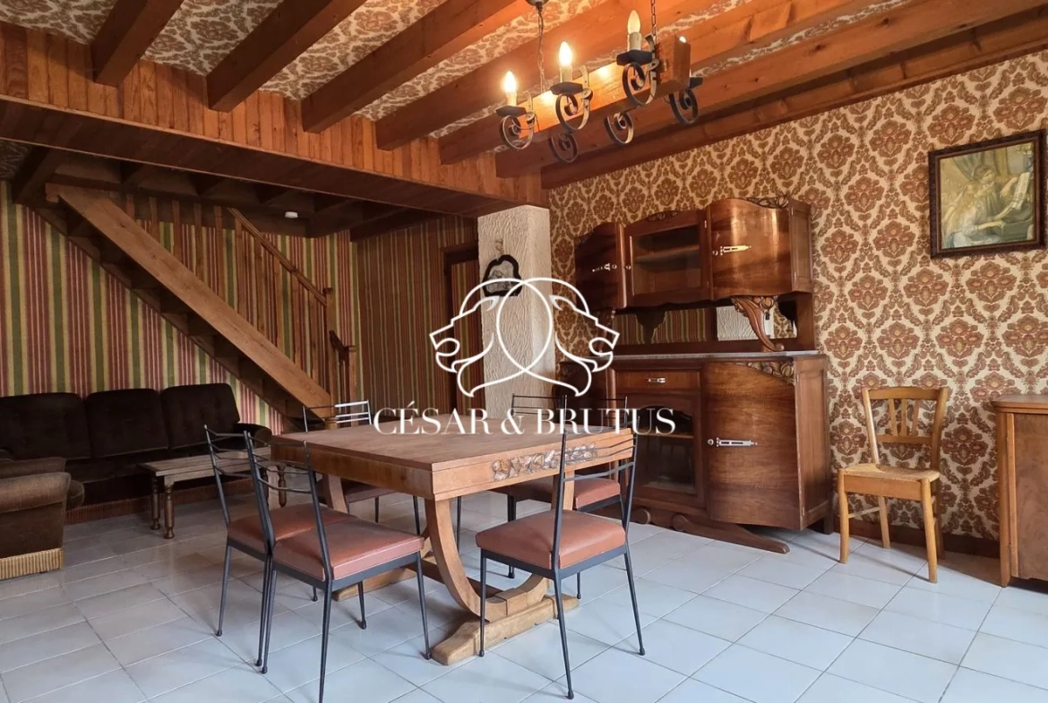 Ferme avec dépendances à Chomelix (43), 117 m² sur 7385 m² de terrain 