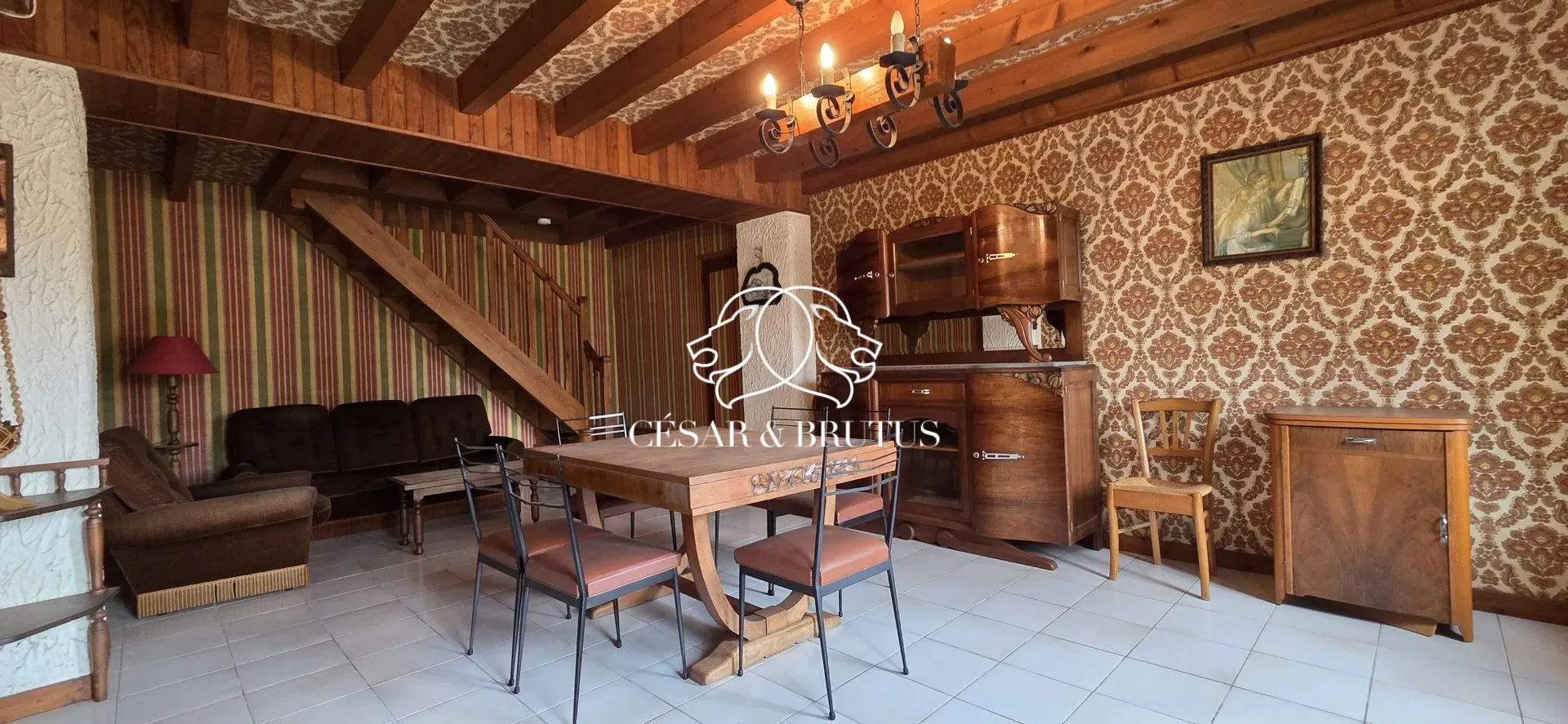 Ferme avec dépendances à Chomelix (43), 117 m² sur 7385 m² de terrain 