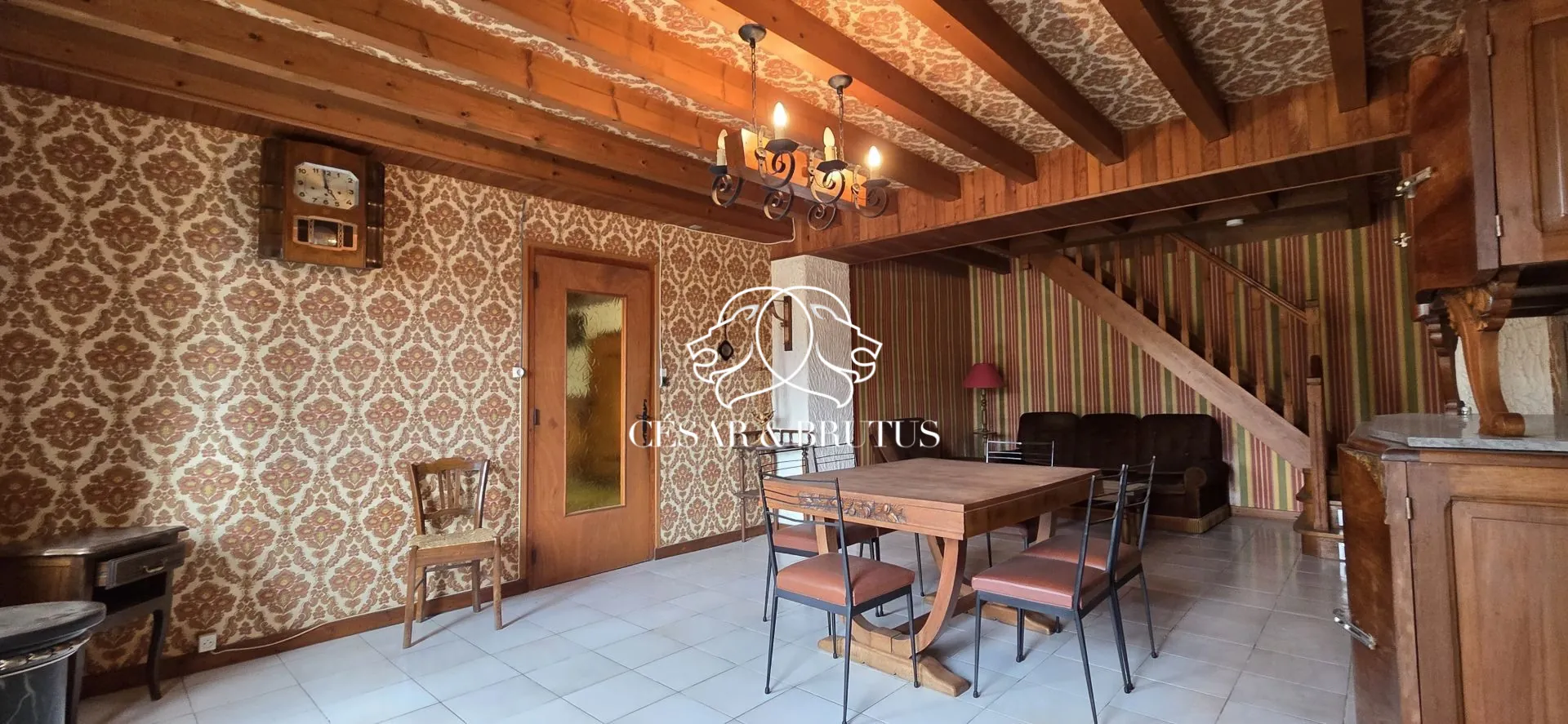 Ferme avec dépendances à Chomelix (43), 117 m² sur 7385 m² de terrain 