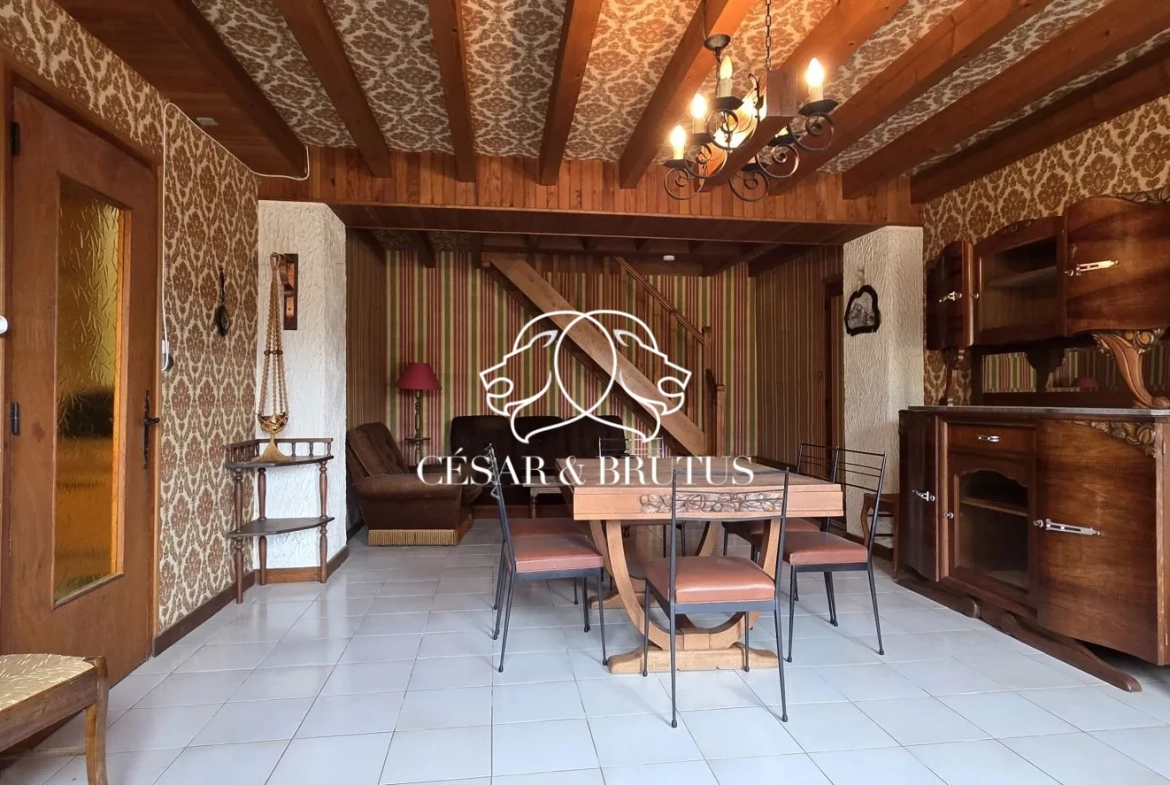 Ferme avec dépendances à Chomelix (43), 117 m² sur 7385 m² de terrain 