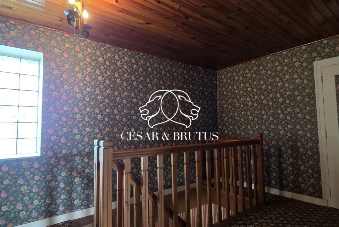 Ferme avec dépendances à Chomelix (43), 117 m² sur 7385 m² de terrain 