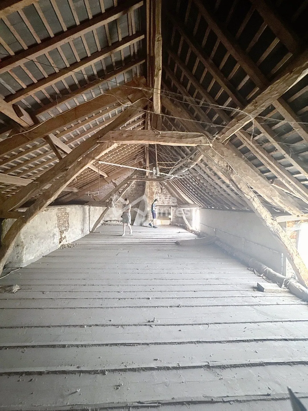 Corps de ferme à rénover avec dépendance à Cartignies en Avesnois 