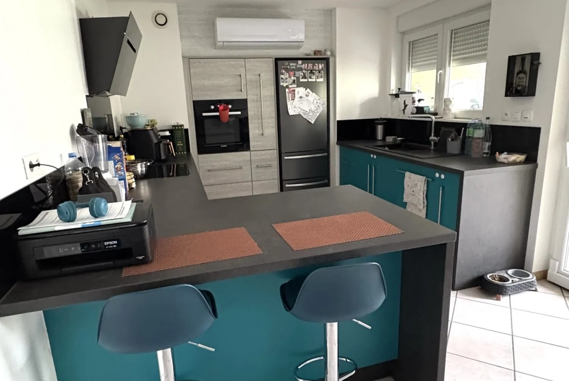 Bel appartement de plain-pied à Folkling avec terrasse et jardin 