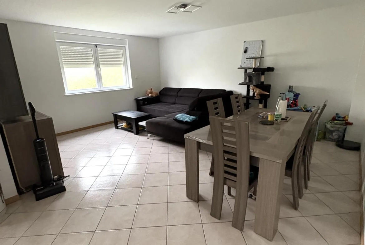 Bel appartement de plain-pied à Folkling avec terrasse et jardin 