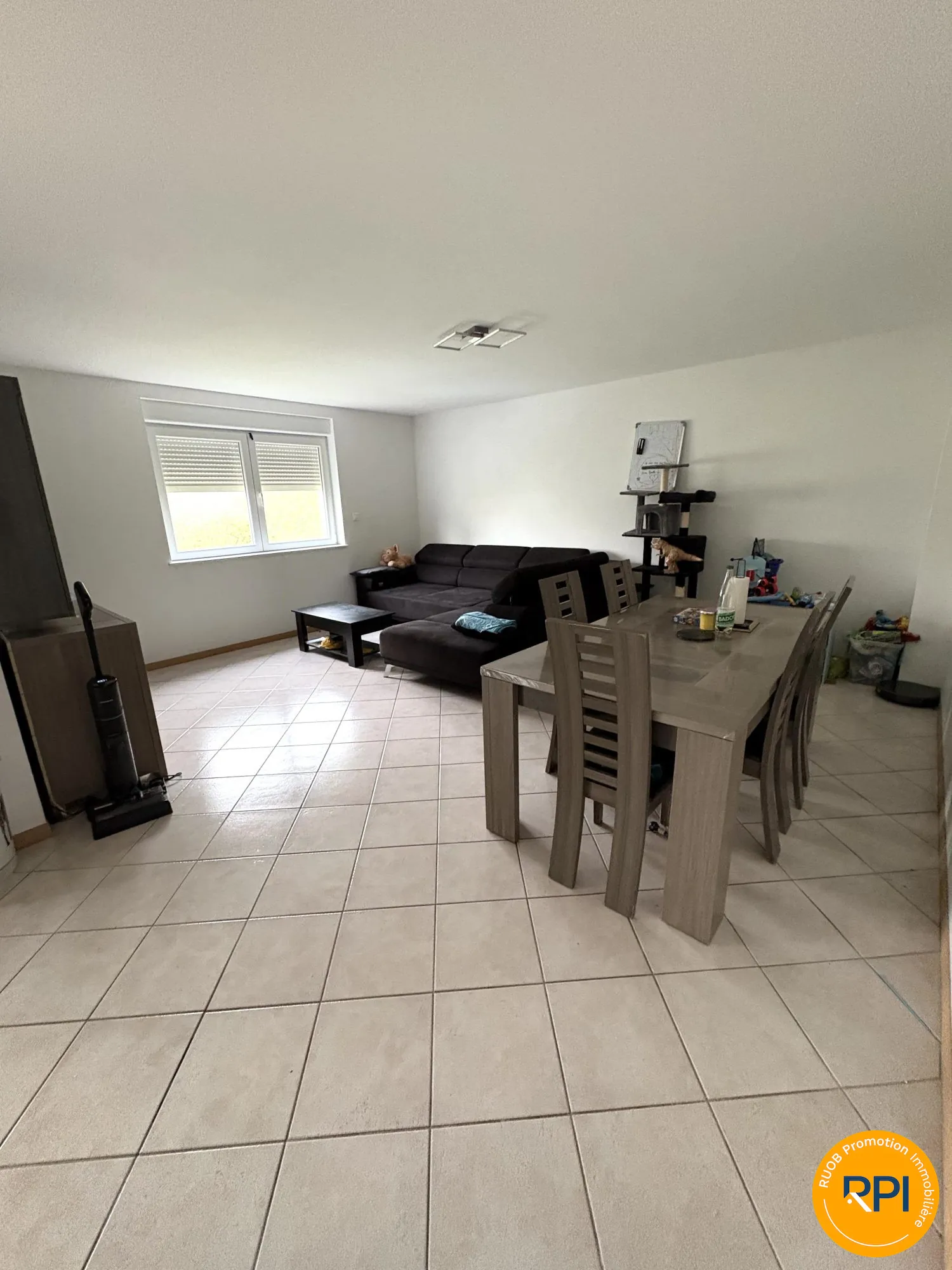 Bel appartement de plain-pied à Folkling avec terrasse et jardin 