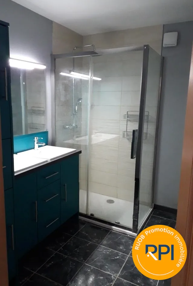 Bel appartement de plain-pied à Folkling avec terrasse et jardin 