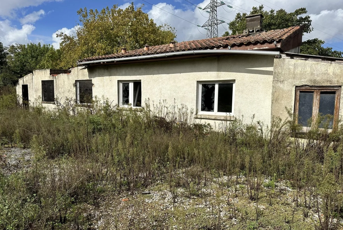Maison à rénover sur 449 m² à Eysines – Projet de transformation 