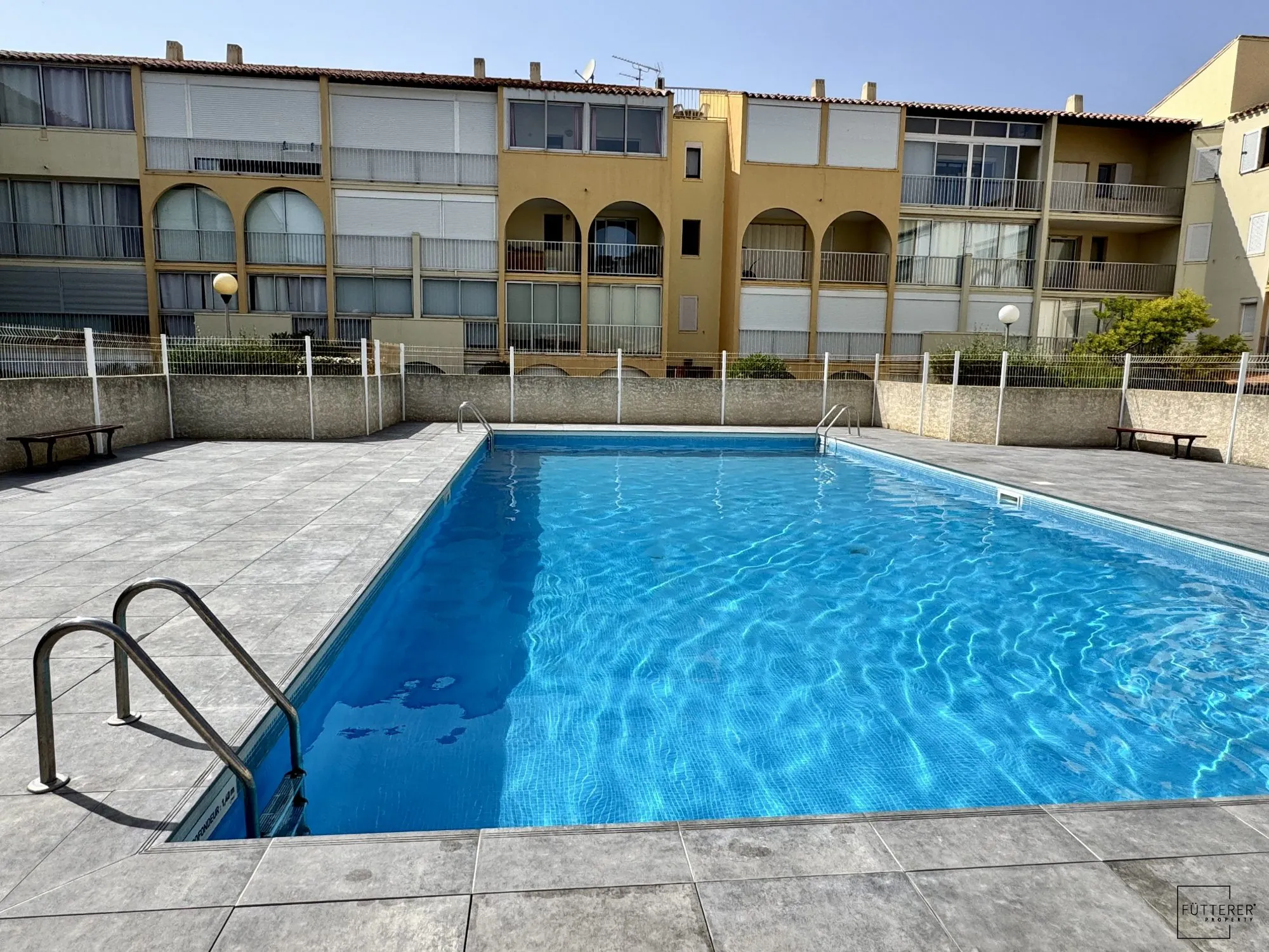 Appartement 3 pièces avec vue mer, piscine et parking à Narbonne plage 