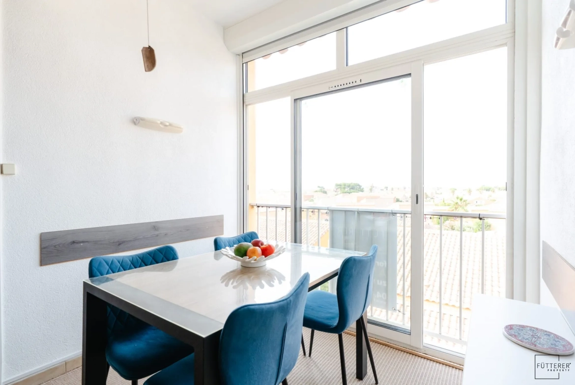 Appartement 3 pièces avec vue mer, piscine et parking à Narbonne plage 