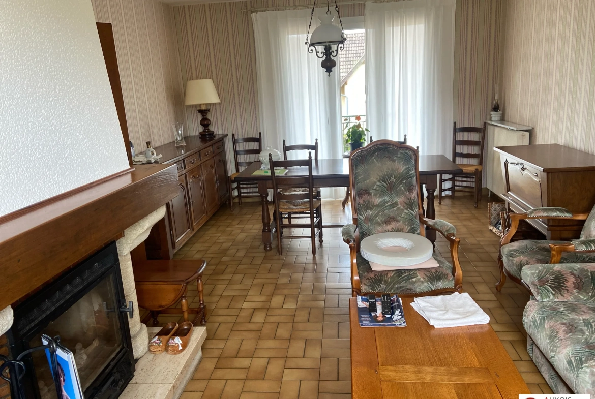 Maison à vendre proche Semur en Auxois - 115 m² avec jardin et garages 