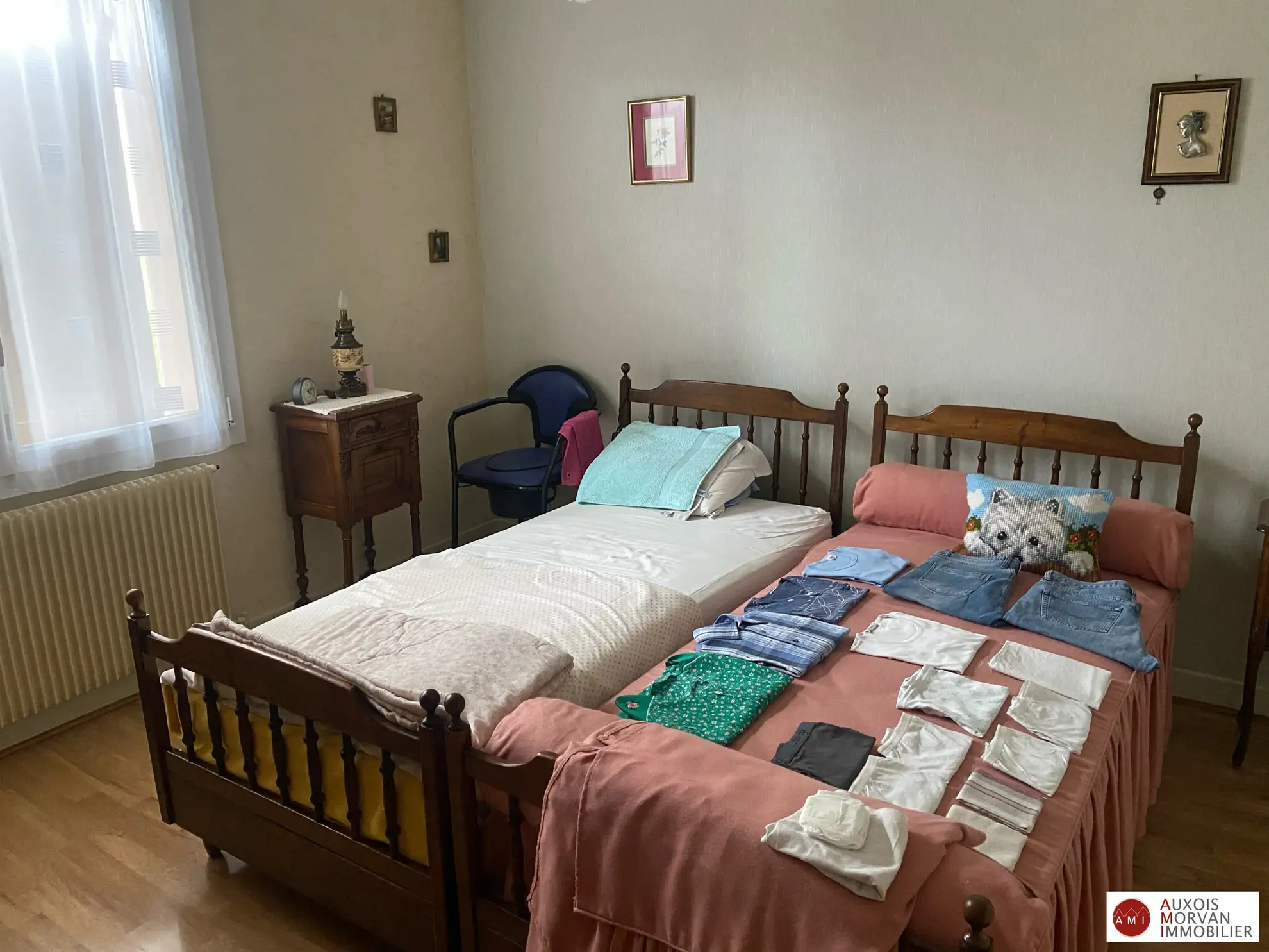 Maison à vendre proche Semur en Auxois - 115 m² avec jardin et garages 