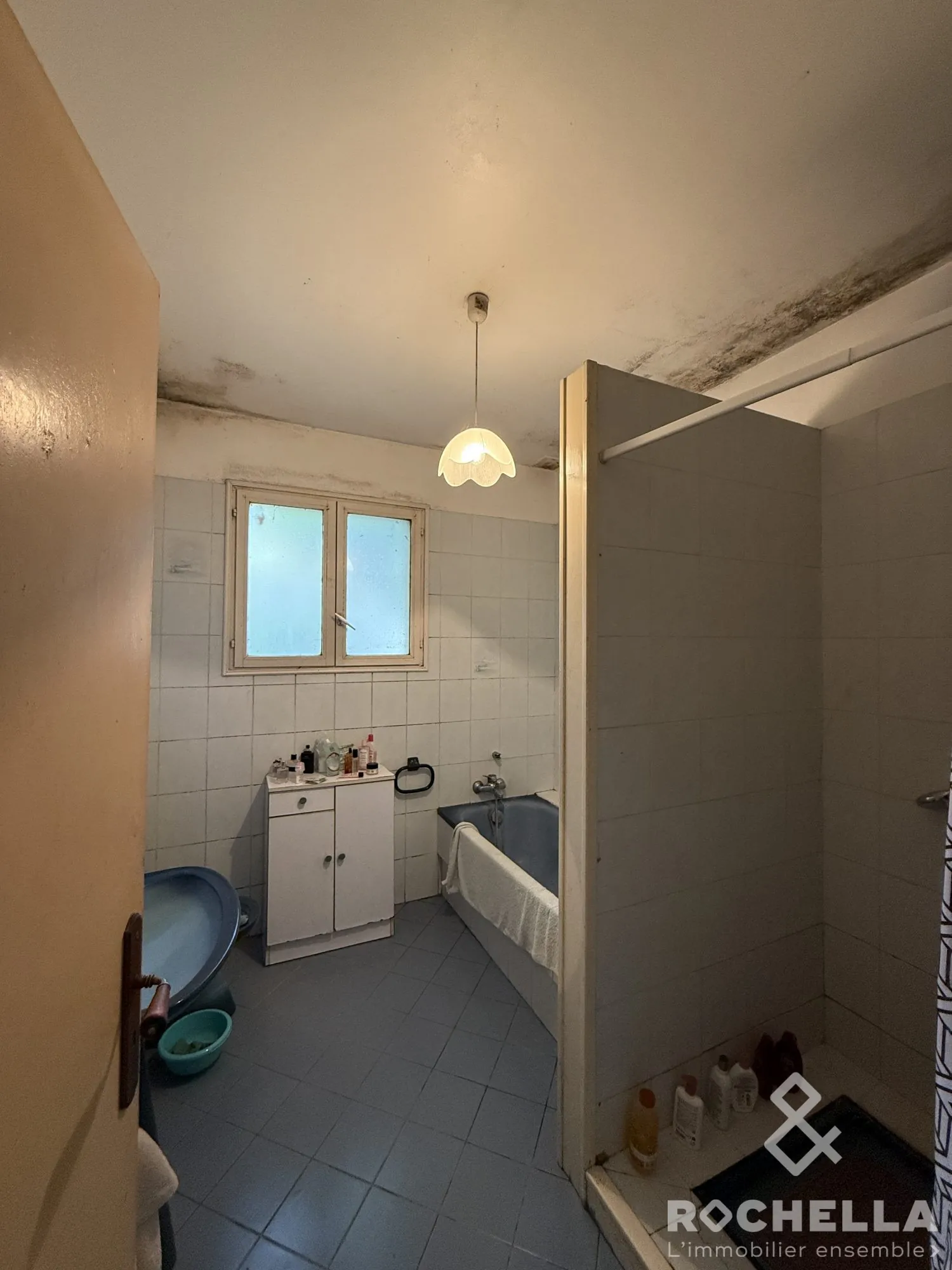 Maison de plain-pied à Thors (17160) avec grand jardin, potentiel rénovation 