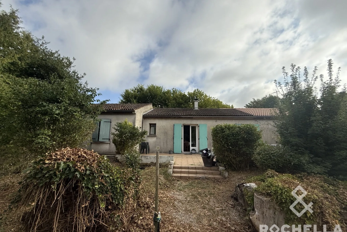 Maison de plain-pied à Thors (17160) avec grand jardin, potentiel rénovation 