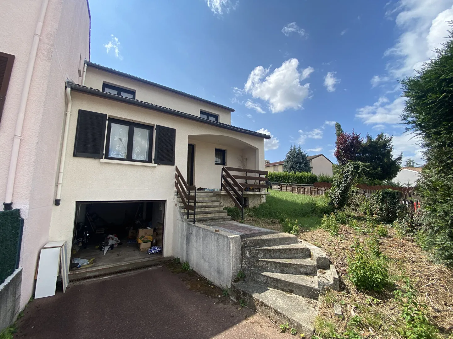 Maison à vendre à Saint-Chamond de 85 m² avec 2 chambres et garage 