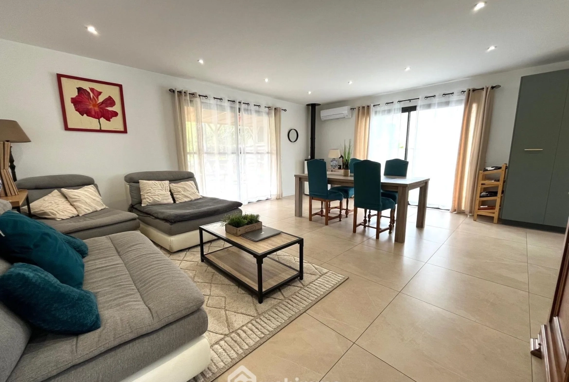 Maison contemporaine 3 chambres à Saint-Denis-de-Pile - Neuve 2023 