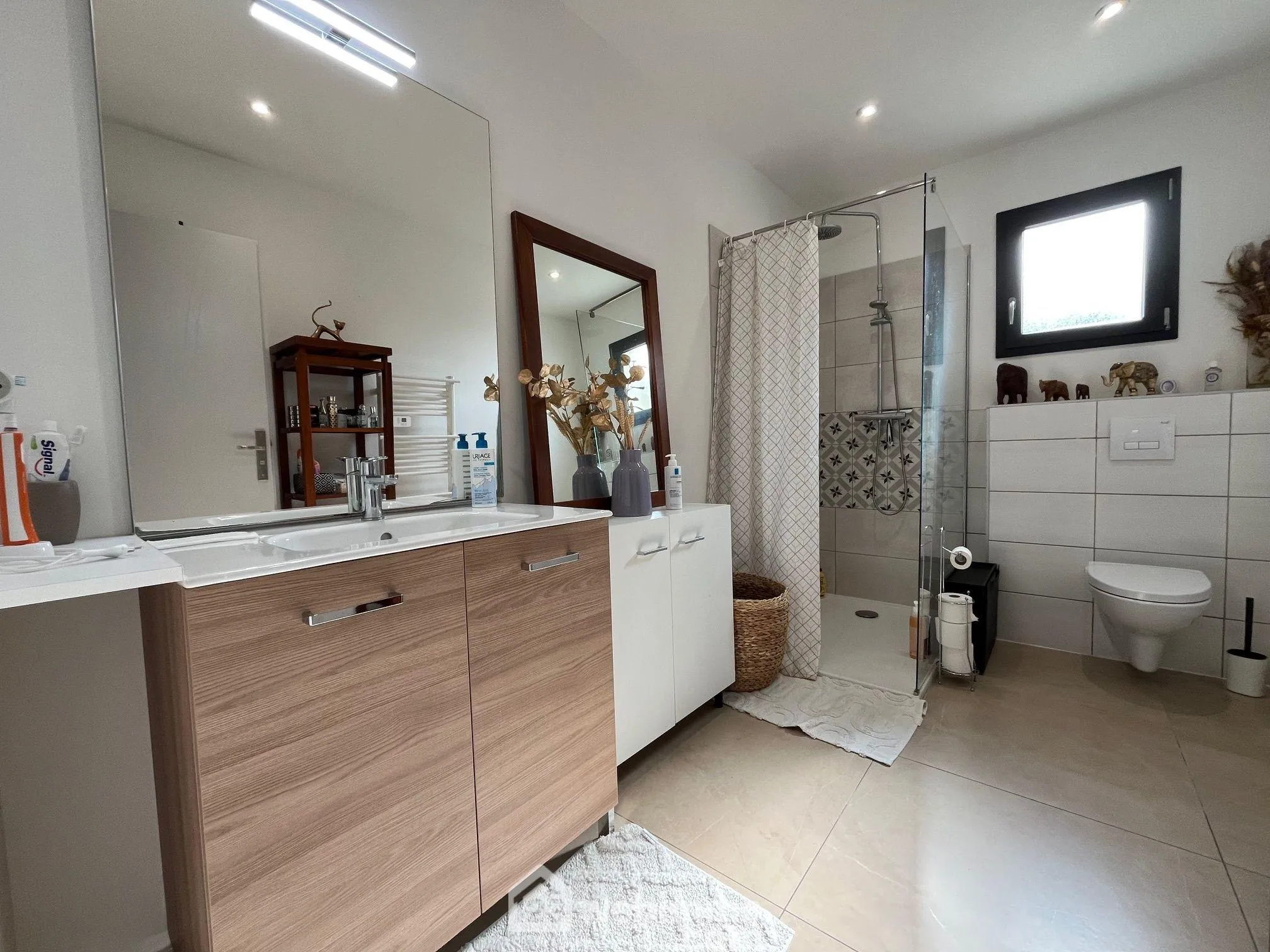 Maison contemporaine 3 chambres à Saint-Denis-de-Pile - Neuve 2023 